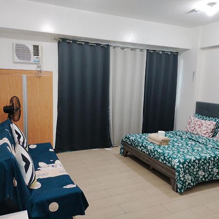 Condotel Near Airport Pasay Buitenkant foto